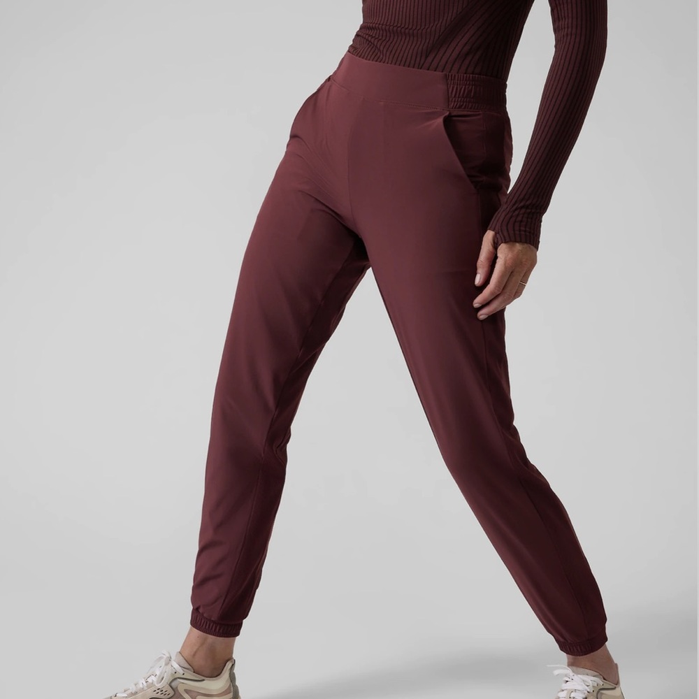 WINTER BLOWOUT Athleta Brooklyn LINED Jogger Sz 8 NWT decadent chocolate